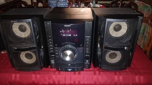 stereo sony in exellent condition