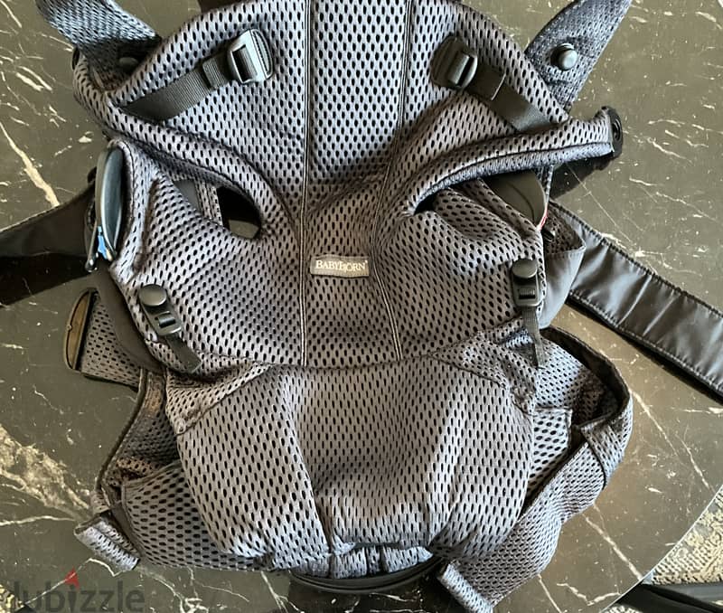 Baby BJörn Kanguru Carrier move  (Airy mesh) 2