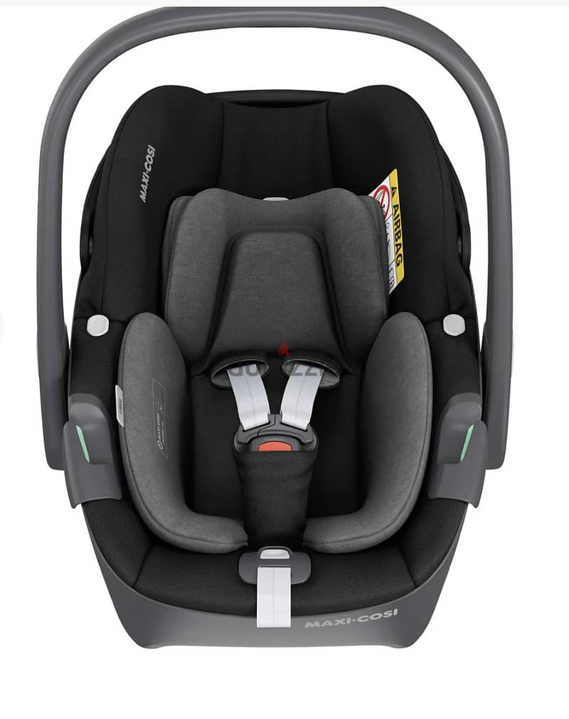 Maxi cosi baby car seat - Pebble 360 2