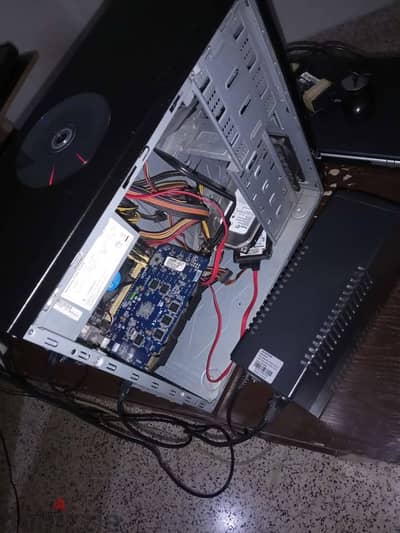 Computer core I5 4 th generation with ups 650v