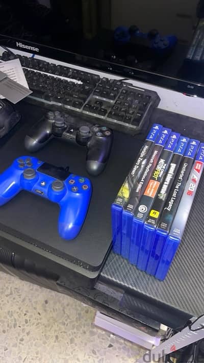 ps4 with 2 joysticks & 6 games