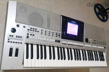 Yamaha PSR700