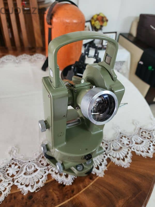 WILD HEERBRUGG T2 THEODOLITE 6