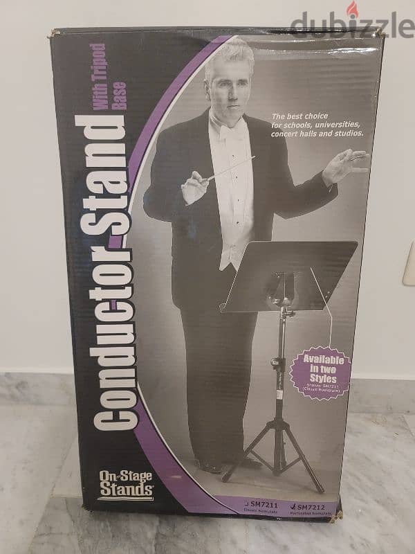 conductoe stand brand new 1