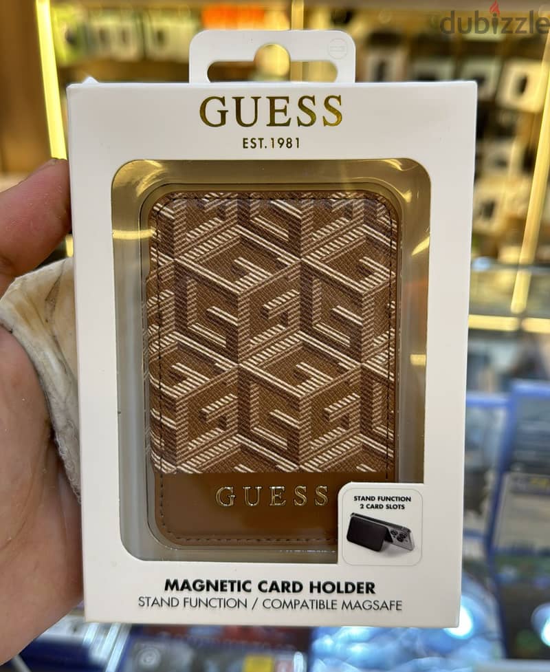 Guess Magnetic Card Holder brown 0