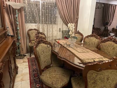 Elegant Classic Dining Room Set