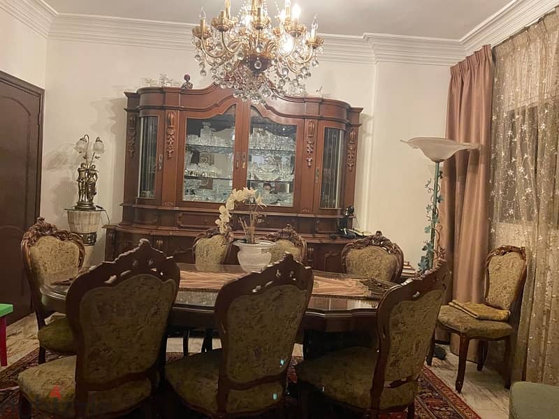 Elegant Classic Dining Room Set 1