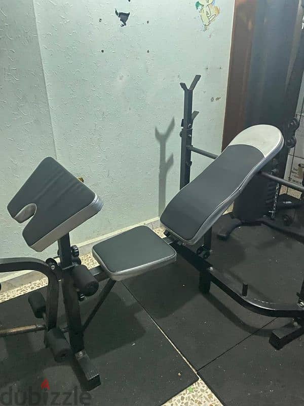 home gym, bunch and 4 axe and 50kg plates 1