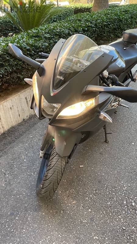 Aprilia 3