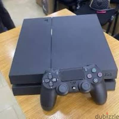 ps4 with 2 controller and 2 cds