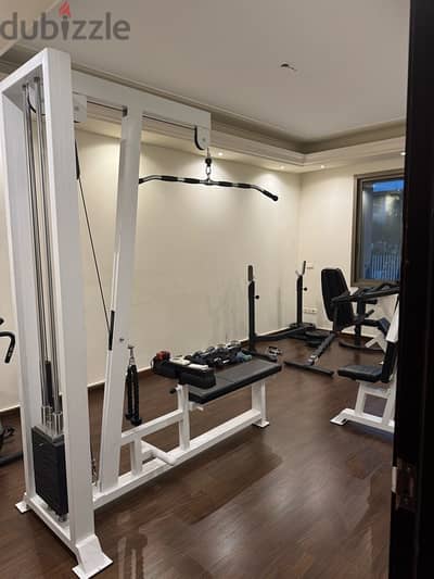 Full gym ( barely used like new)