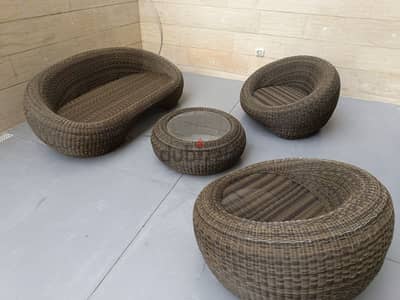 Bamboo Outdoor Excellent Condition plus new cushion