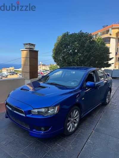 Mitsubishi Lancer GTs 2010 - Premium package - 4Cylinders - Clean