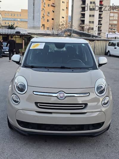 Fiat 500L 2015 f o ABS AIRBAG RIMS like new