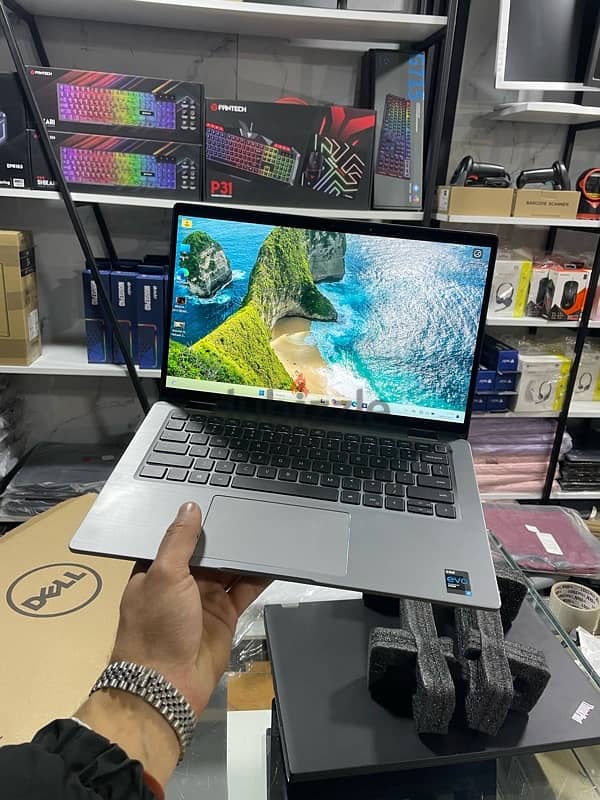 Dell latitude intel evo i5 11th Gen , touch screen flip 4k , 16gbram 2