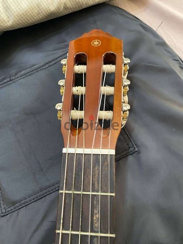 Yamaha C40 Classical Guitar 2