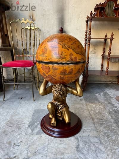 Elegant standing world globe barبار على شكل كرة ارضية خارقة النظافة