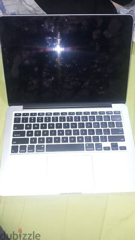 Macbook pro used like new 2