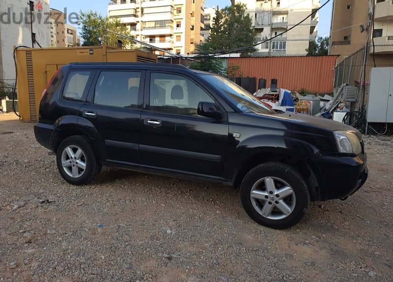 Nissan X-Trail 2012 0