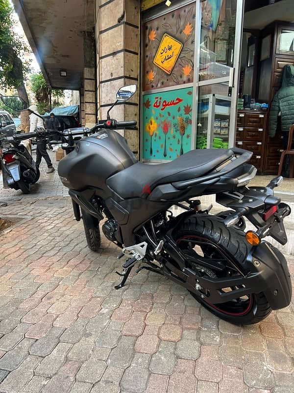 yamaha FZs 150 cc 2024 v 4 10