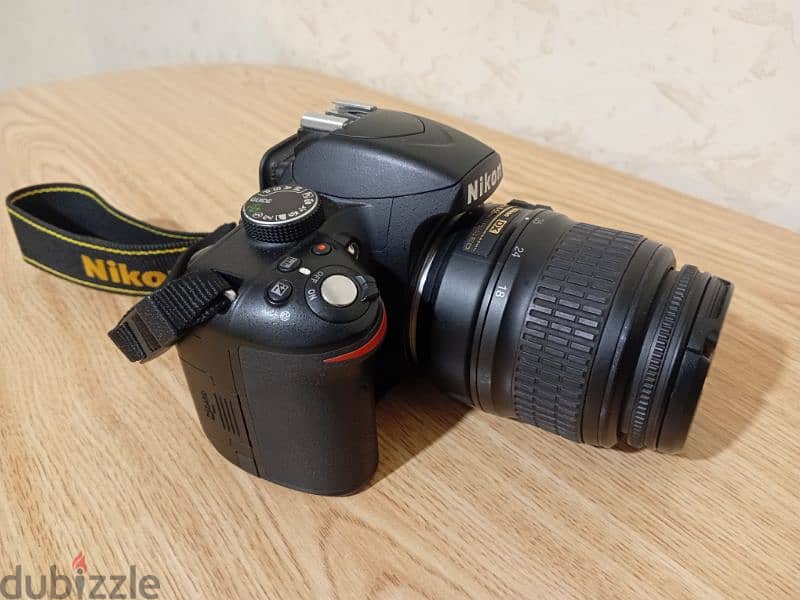 Nikon D3200 used like new low shutter count 1