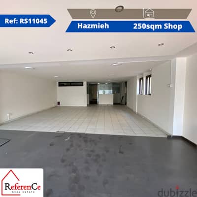 Prime location shop in Hazmieh محل بموقع مميز في الحازمية