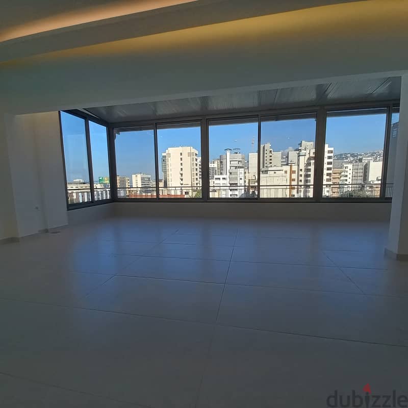 Fully renovated Office with open view in Zalka for rent 0