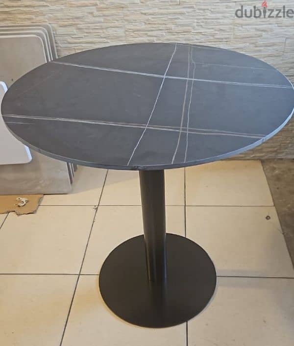 ceramic table طاولة سيراميك مبروم 1