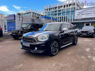 2018 Mini Cooper Countryman S with only 60,000 km.