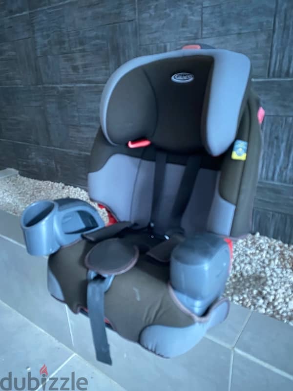 car Seat (GRACO) كرسي أطفال للسيارة 1