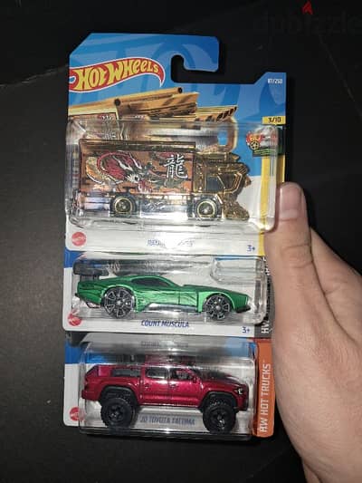 hotwheels 3 pcs