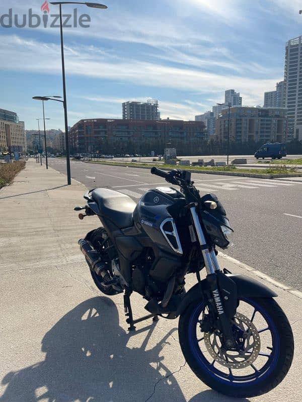 YAMAHA FZS V3 0