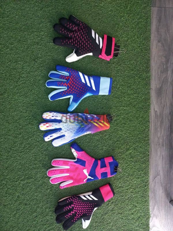 gloves football 1