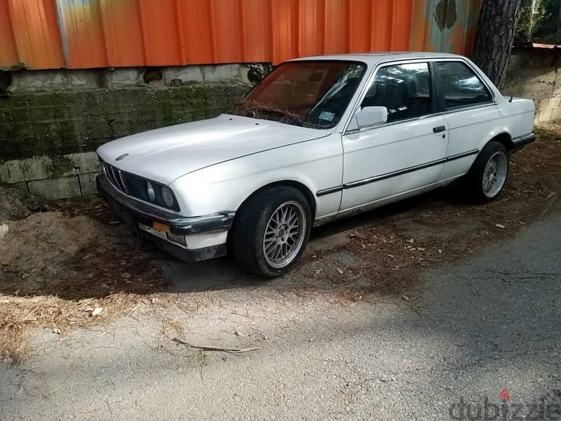 BMW 3-Series 1986 0