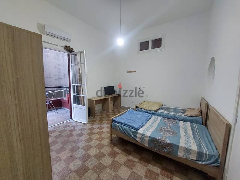 private room for rent in sanayeh area 0