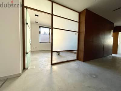 JH25-3889 Office 200m  for rent in Downtown Beirut, $ 3,000 cash