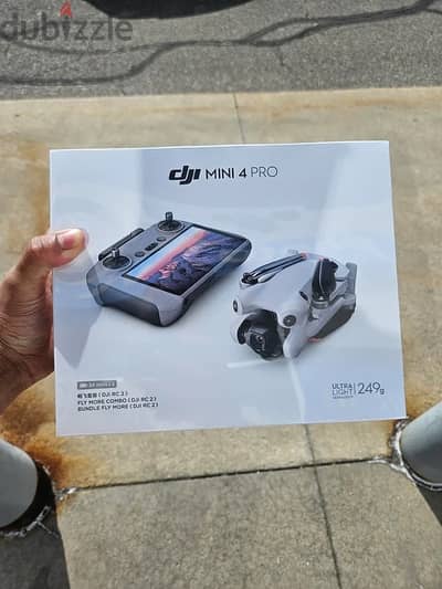 DJI Mini 4 pro fly more Combo