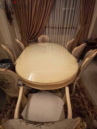 Traditional Very Good Quality Dining Table + 8 Chairs + Dining Closrt