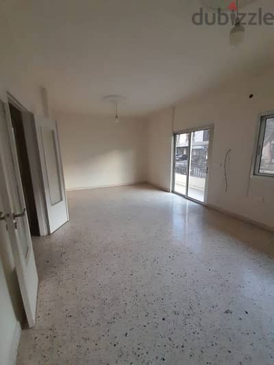 Apartment for sale in sabtieh 1st floor