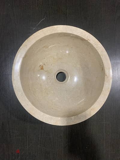 round marbel bathroom sink