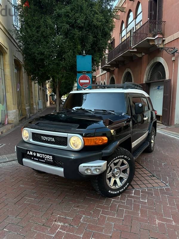 Toyota FJ Cruiser 2014 0