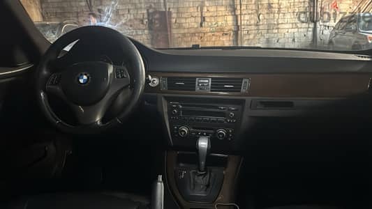 BMW 3-Series 2009