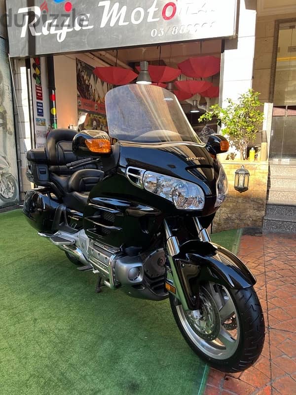 Honda Goldwing 1800 cc 10