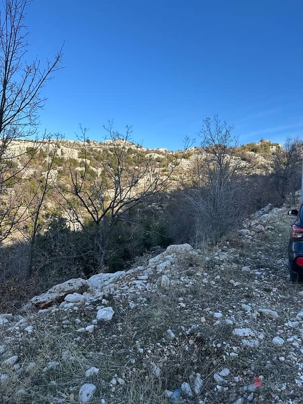 8500 mtr land in jbeil Jaj near Cedars روعة ارض جبيل جاج قرب ارز جاج 15