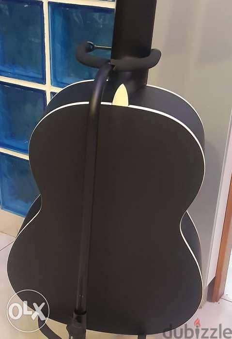 Guitar 4/4 black matt 2