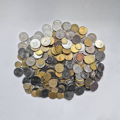 Lot of 250 Lebanese coins