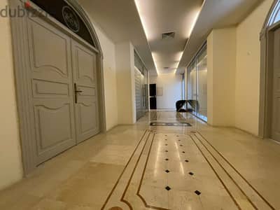 JH25-3892 Office 210m for rent in Downtown Beirut, $ 3,000 cash