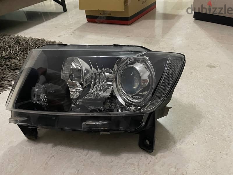 Jeep Compass 2016 Headlights 11