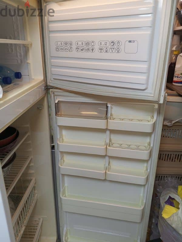 fridge used in very good condition 1