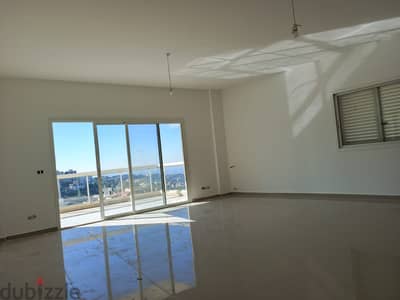 Apartment For Sale In Qornet El Hamra // Ref : 1125